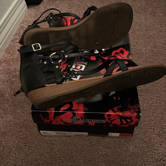 Fergie sandels - Picture 6 of 6